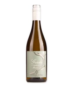 Ontdek de verfijnde smaken van Antiche Terre Garda Bianco DOC, een prachtige witte wijn uit het befaamde Gardameer gebied in Italië. Perfect voor liefhebbers van fruitige en frisse wijnen.