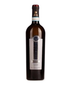 Ervaar de luxe van de Baglio Gibellina Passimiento Bianco, een voortreffelijke witte wijn uit Sicilië, gemaakt van deels ingedroogde druiven voor een unieke smaakervaring.