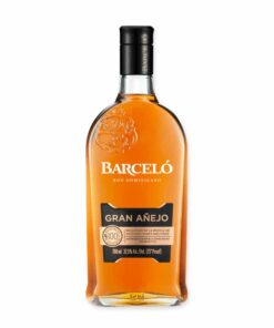Ontdek Barcelo Gran Anejo, een hoogwaardige rum uit de Dominicaanse Republiek, met rijke noten van karamel, vanille en een fluweelzachte afdronk.