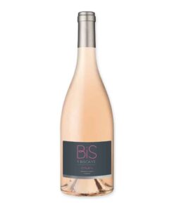 Ervaar de harmonie van rijp rode vruchten en subtiele kruiden in de Bis by Biscaye Syrah Rosé IGP, verbouwd in Frankrijk's pittoreske wijngaarden.