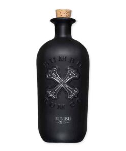 Ontdek Bumbu Rum XO: een voortreffelijke Panamese rum, rijkelijk voorzien van vanille en chocolade, ideaal voor exclusieve cocktails.