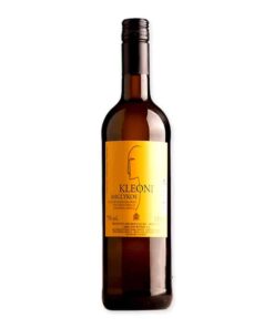Geniet van de Kleoni Imiglykos White, een heerlijke halfzoete witte wijn uit Griekenland, perfect voor desserts of als aangenaam aperitief met frisse, zoete tonen van geel fruit.