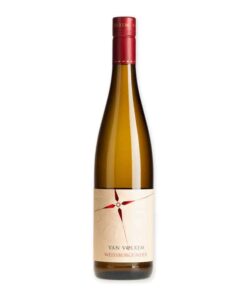 Ervaar de elegantie van Van Volxem Weissburgunder, een frisse Duitse witte wijn met noten van fruit en een minerale afdronk. Ideaal voor elke gelegenheid.
