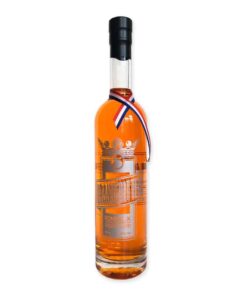 Ontdek De Schermer Oranjebitter, een intense Nederlandse likeur met sinaasappel en een subtiele bitterheid, ideaal in cocktails.