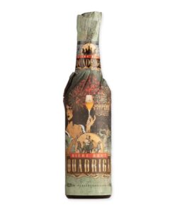 Proef de uniekheid van Insel Quadriga, met een harmonieuze mix van mout en hop. Perfect voor de echte bierkenner!